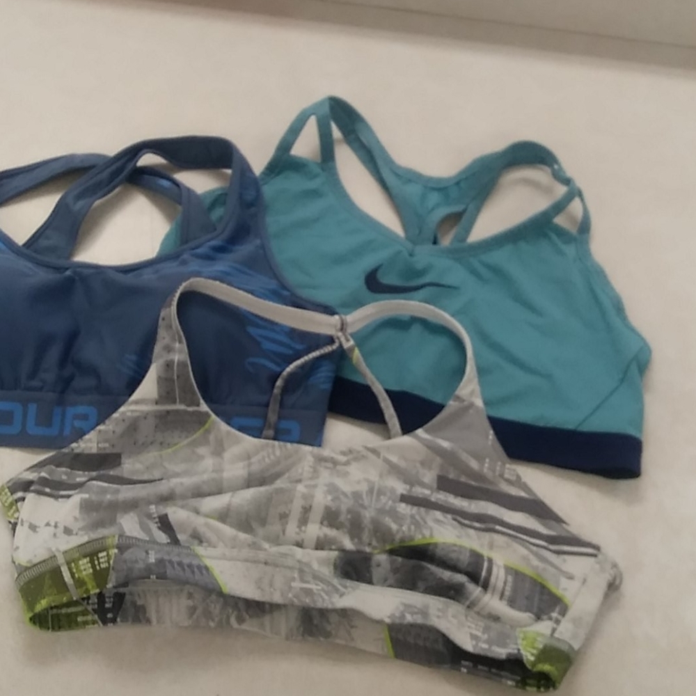 Women's lot of 3 sports bra size large